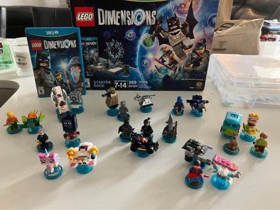 Lego Dimensions Wii-U Game and Figures
