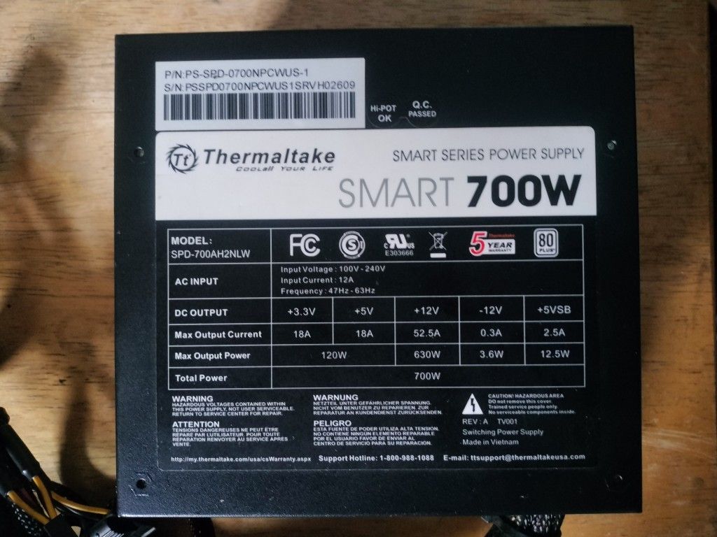 Thermaltake Smart 700W 80+ White Certified PSU