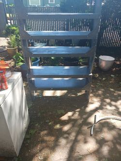 Shelf System For Vans Or Trucks