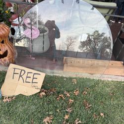 Free Table Glass 