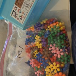 TOMYOU Stem Learning Building Blocks      161 Bright Colored Pcs.  - Great Condition  No Box   $14