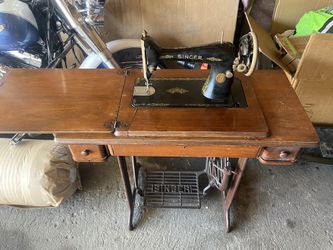 Vintage Singer Sewing Machine