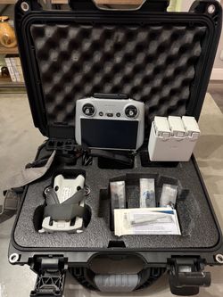 DJI Mini 4 Pro Fly More Package