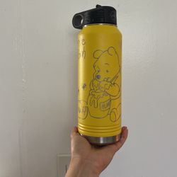winnie the pooh water bottle. 