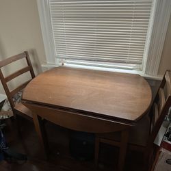 Small Round Table With 2 Chairs 