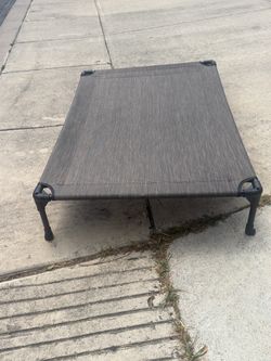 Dog training bed