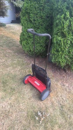 Craftsman 16 inch reel mower with bag