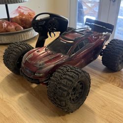 Traxxas Rustler 4x4