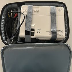 VANKYO Tv Projector and 120” in. Screen