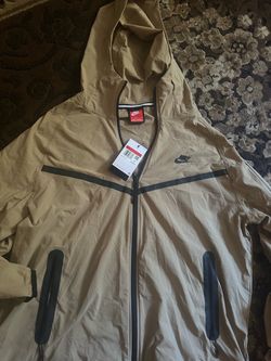 Nike Windrunner Zip-Up Hooded Jacket