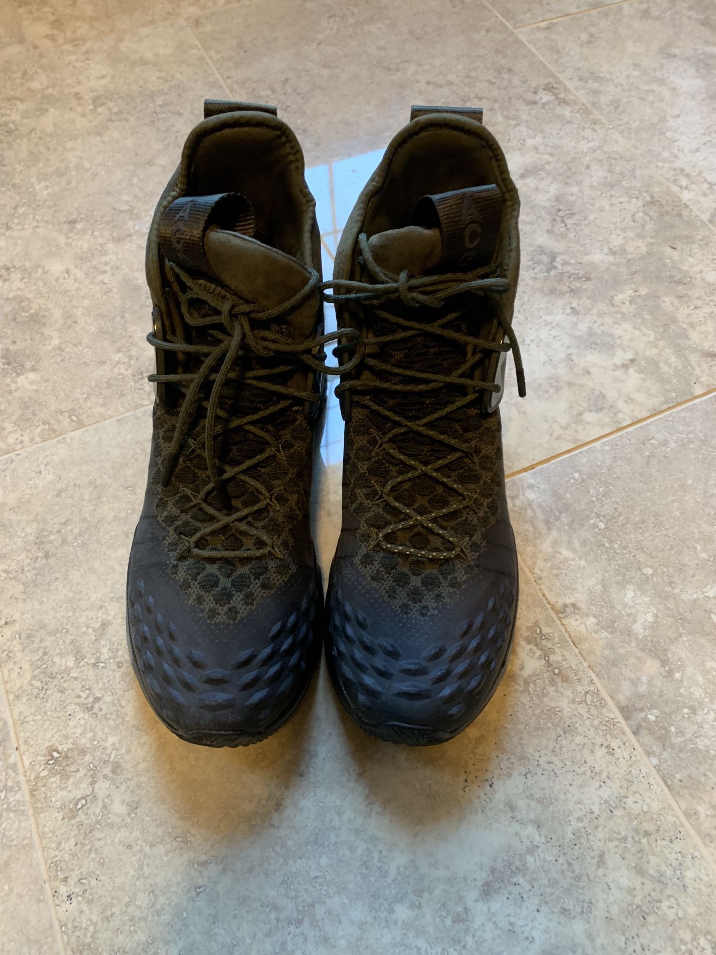 Nike Zoom Tallac Flyknit for Sale in Graham, WA OfferUp