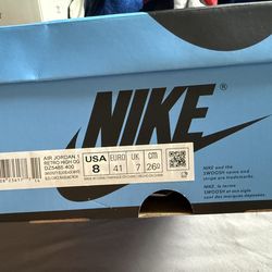 Air Jordan 1 “unc” size 8