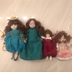 4 Hinged Bisque Porcelain Germany German Dolls Figures Doll Real Hair Crocheted Outfit
