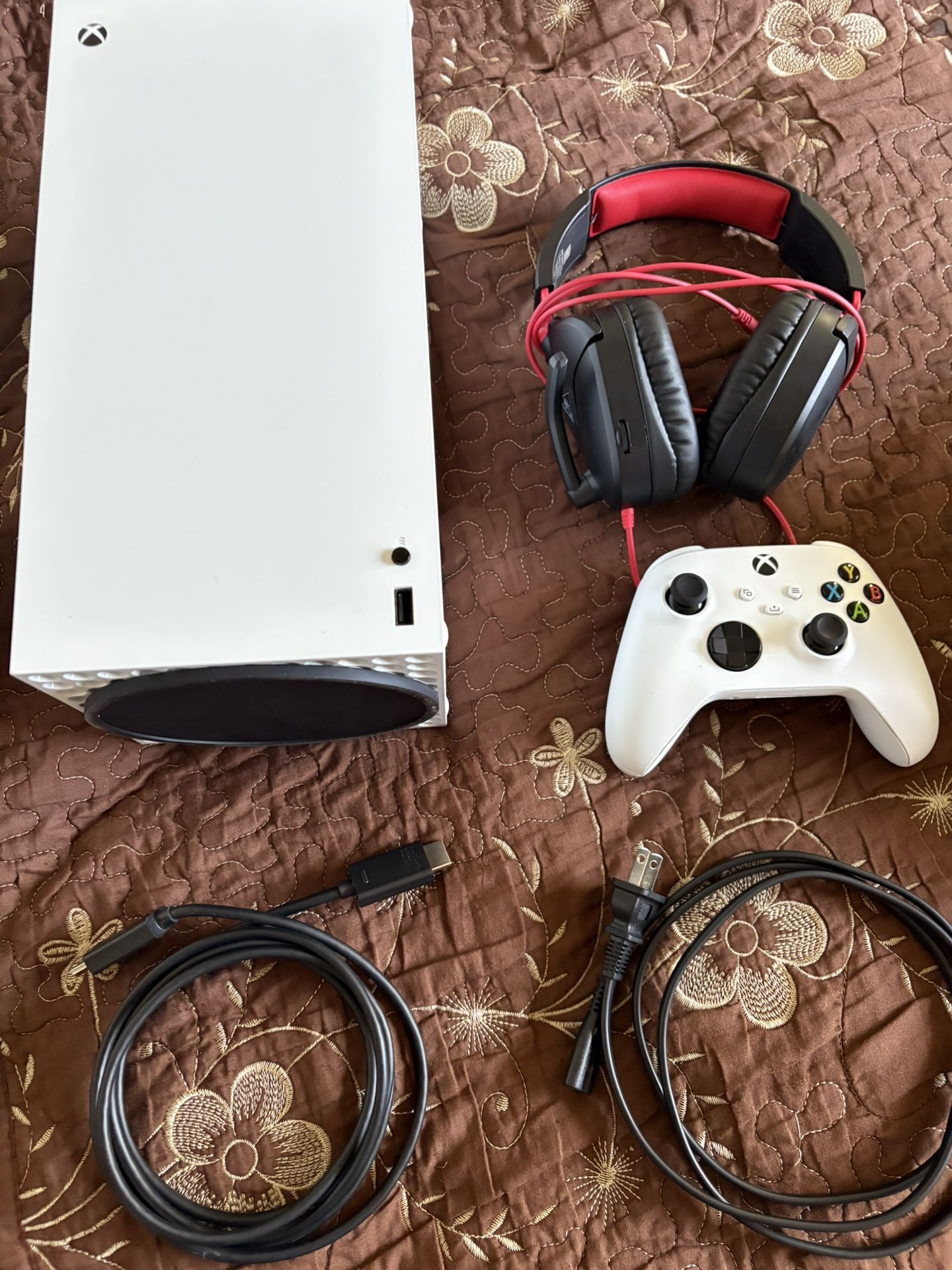 Xbox Series X All White Digital