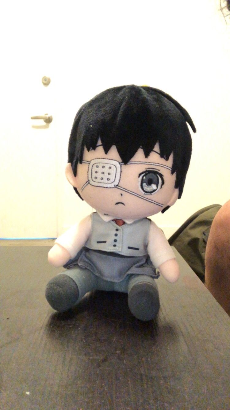 (Tokyo Ghoul) Ken Kaneki plush doll 