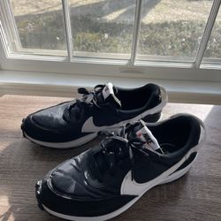 Nike Waffle Size 9.5 Or 9
