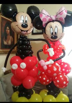 Mickey or Minnie mouse balloon towers
