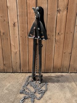TOW BAR IN GOOD CONDITION <>< Please, check my other listings and follow <><