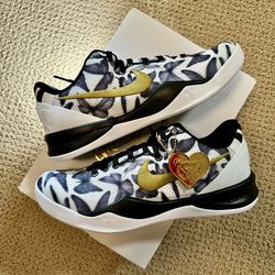 Nike Kobe 8 Protro Mambacita SIZE 10