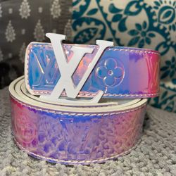 Louis Vuitton LV Shape Belt Monogram 40MM Prism