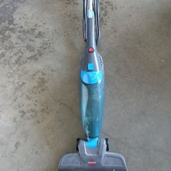 BISSEL VACUM  MODEL 2030