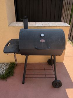 Outdoor BBQ Grill