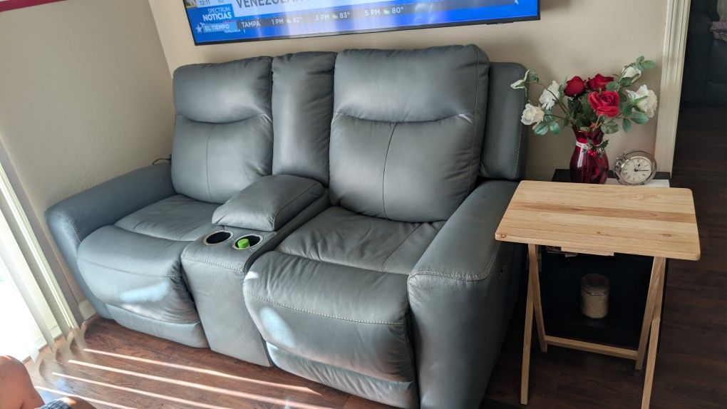 Mindanao Power Reclining Loveseat with Console