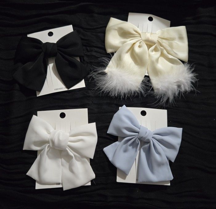 Short Cliped On Bows