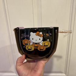 Hello Kitty Halloween Ramen Bowl