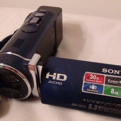 Handycam 5.3 megapixels Sony HDR CX210 