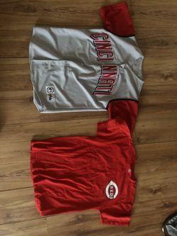 Reds jersey and T-shirt jersey size medium