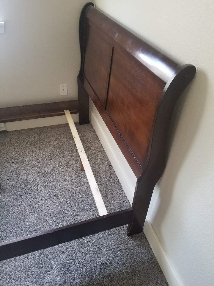 Bed frame queensize