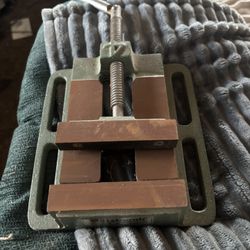 Vintage Pittsburgh 4” Drill Press Vice 