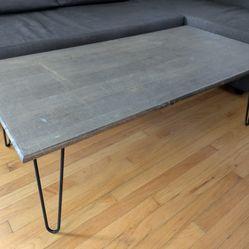 Coffee table with hairpin legs 