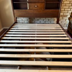Queen Bed With Drawers.  Mattress Included 
