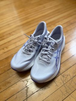 NWOT ASICS Sonicblast Women's Running Sneakers Lilac Hint/White Sz. 9 (No Box)