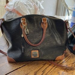 Dooney & Bourke black 1975 purse