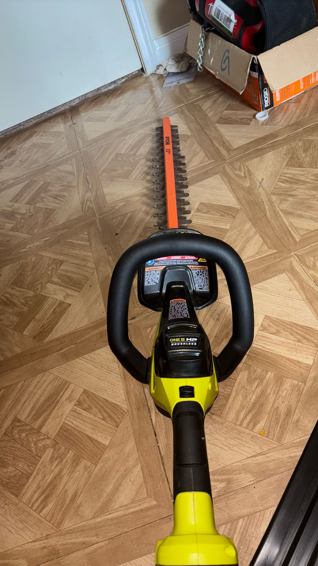 Ryobi ONE HP Cordless P2606VNM 18V 22'' Hedge Trimmer