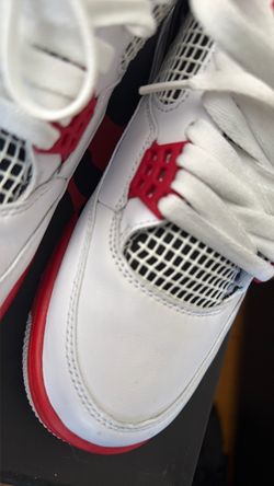Used Air Jordan 4 Retro Fire Red size 9