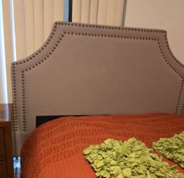 Head Board 