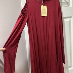 Women’s Size Large Dress Burgundy Color With Cut Out Shoulders BRAND NEW