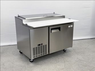 NSF Pizza Prep Table Refrigerator 50 ins PICL1