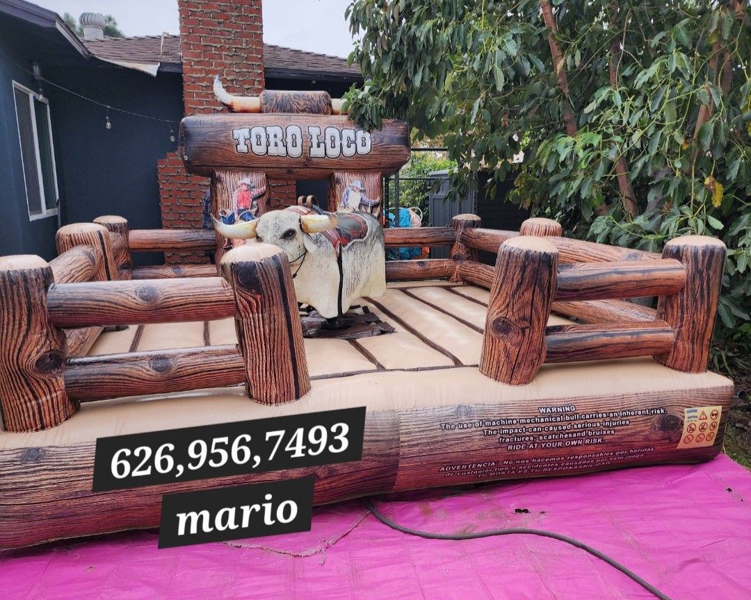 Mechanical Bull /// Toro Mecanico 