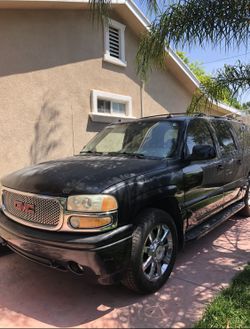 2004 Yukon Denali XL For Parts