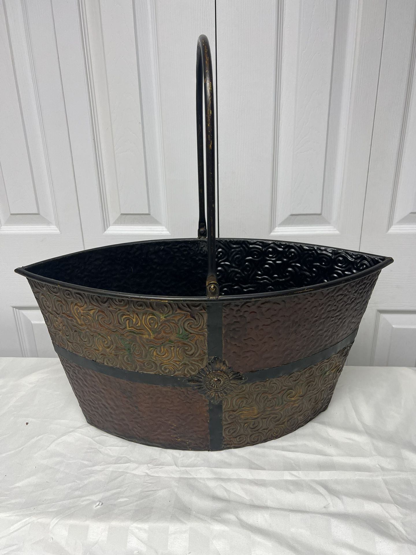 Pot / Bucket - Storage Newspaper Magazine Holder 