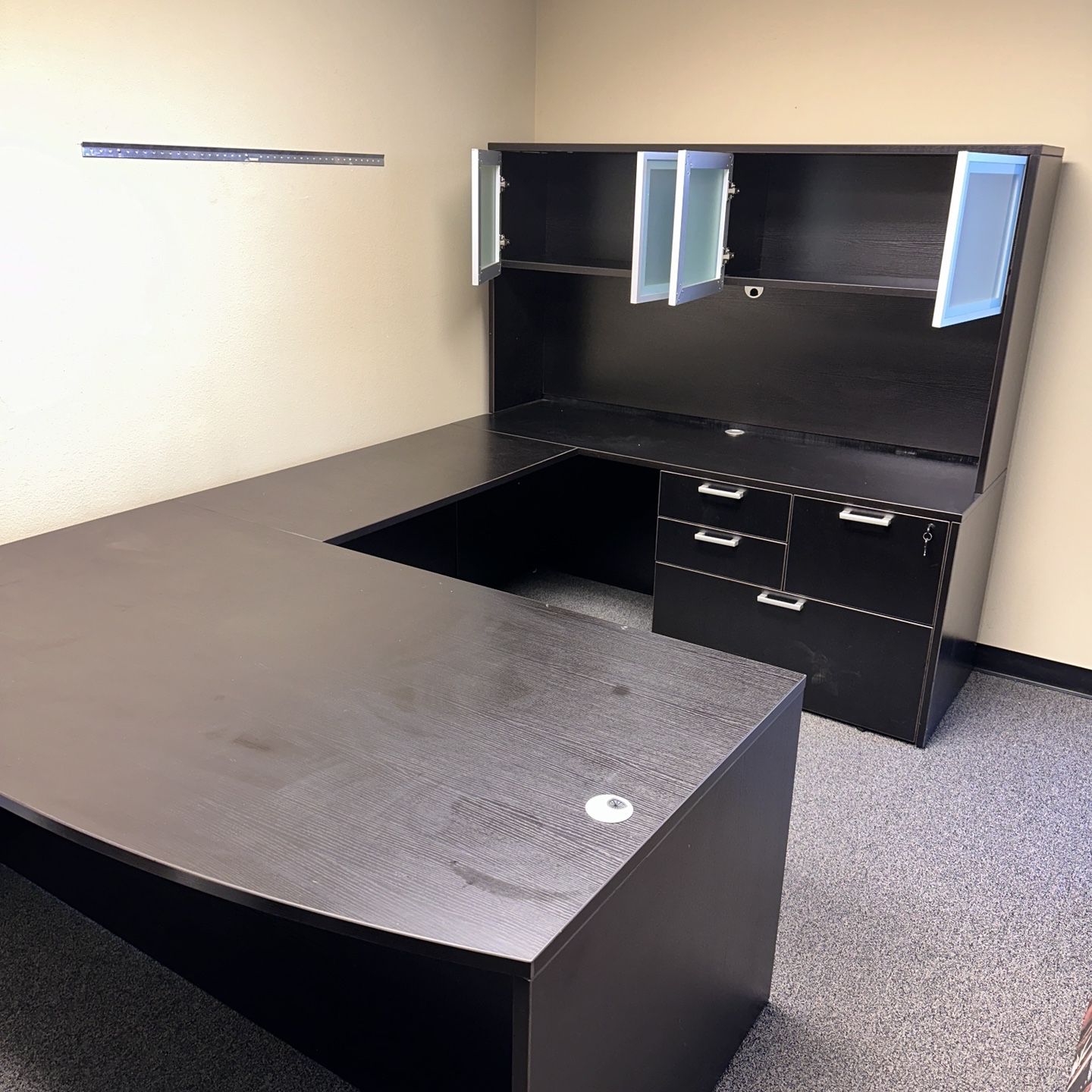 U Shaped Executive desk