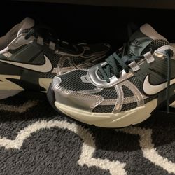 Brand New Men’s Nike Runners 