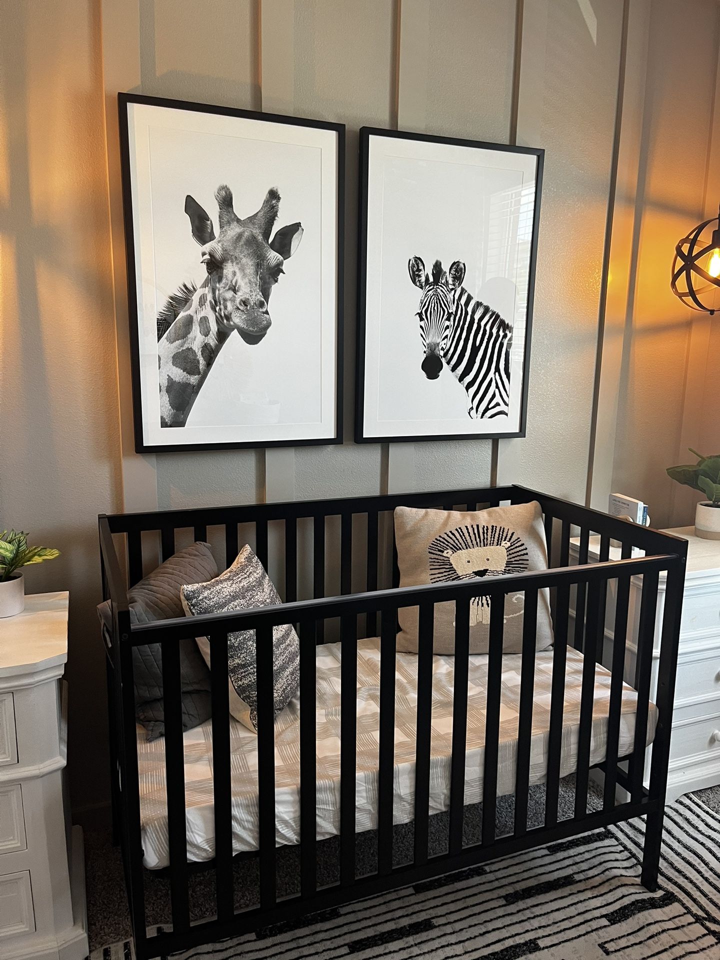 Standard Full Size Crib With Crib Mattress