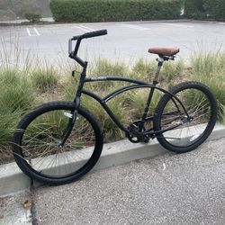 Black Cruiser Bike