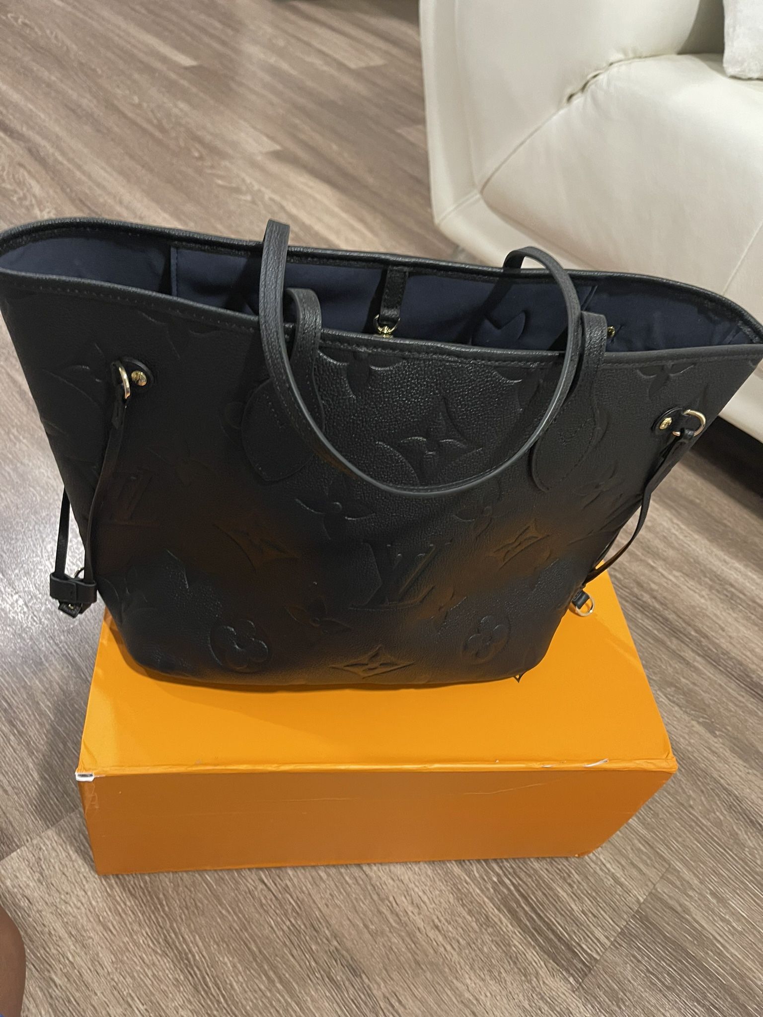 Louis Vuitton Purse